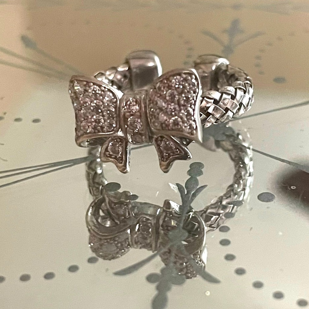 bow ring, sizable you can fit any finger, 925 Italy, sterling silver with CZs